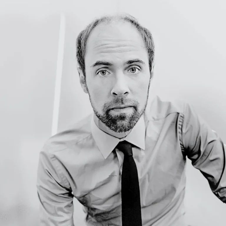 2026-0412-Lewanski-Conducts-Shostakovich_500x500-Square-Box-Office-Image