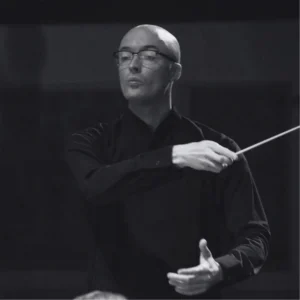 Hughes Conducts Beethoven