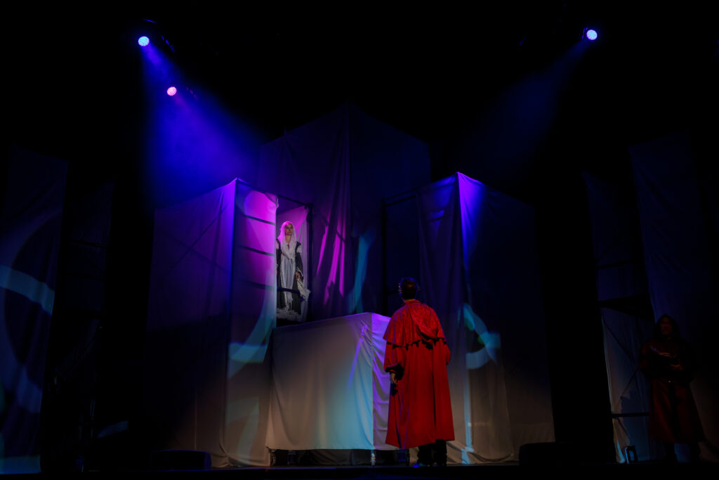Dante and Beatrice in Dante 360