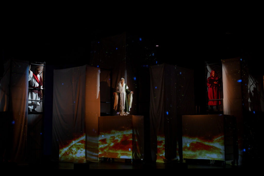 Dante, Beatrice, and Virgil in Dante 360